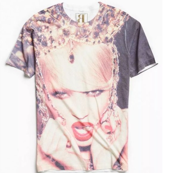 💎 Rare Beyoncé Sublimated Graphic Tee Small Urban Outfitters - Picture 1 of 10